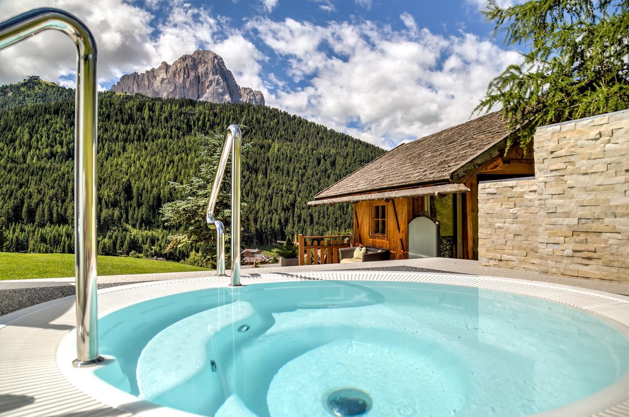 Hotel Fanes Selva di Val Gardena Exterior photo