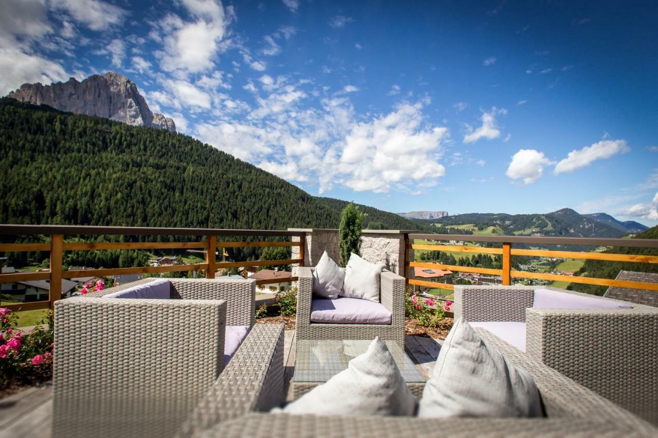 Hotel Fanes Selva di Val Gardena Exterior photo